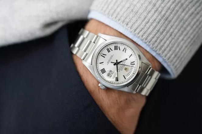 This Rolex Day-Date has been made of steel, making it very precious as Day-Date has always been made of precious metal.