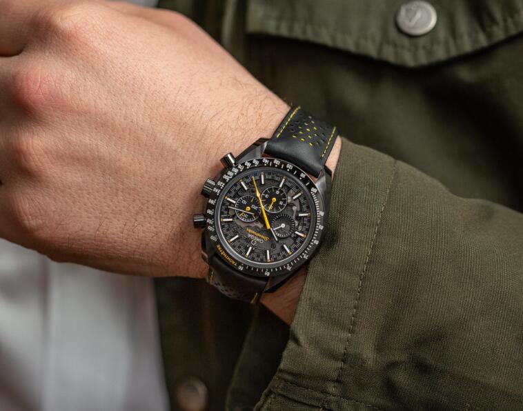 The yellow elements on the dial ensure the ultimate legibility.